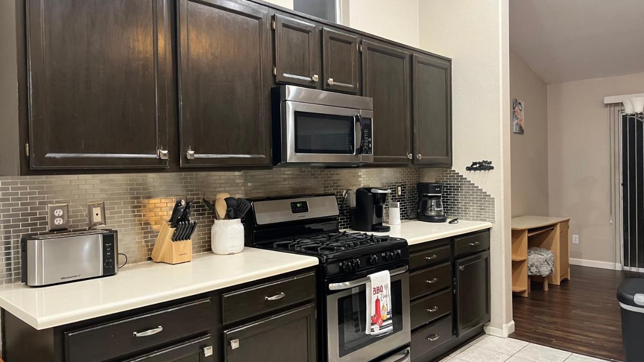 Sweet Spacious 5 Bdrm Home With Pool Λας Βέγκας Εξωτερικό φωτογραφία