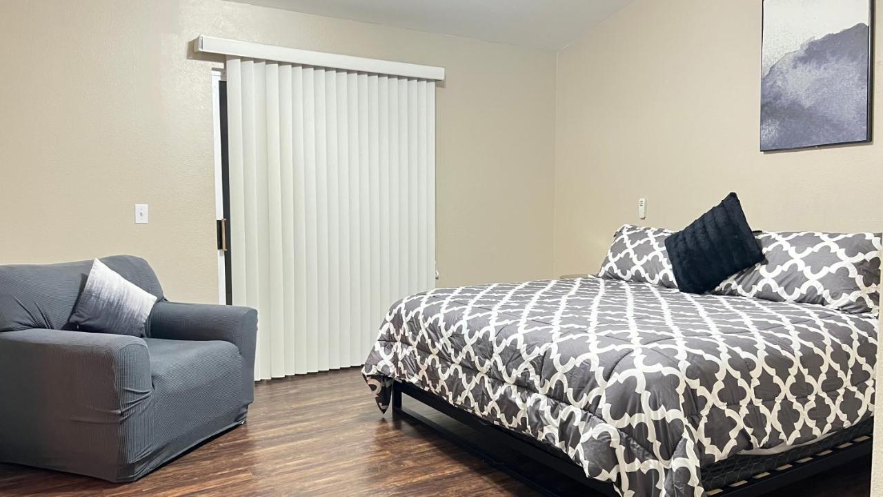 Sweet Spacious 5 Bdrm Home With Pool Λας Βέγκας Εξωτερικό φωτογραφία